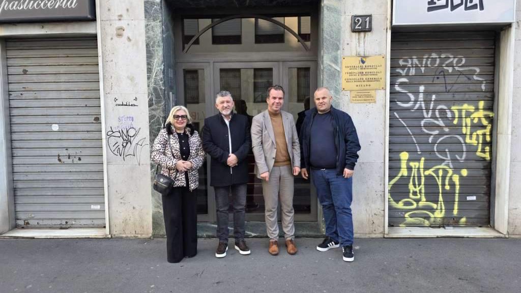 Predstavnici Instituta za jezika UNSA održali javne tribine o bosanskom jeziku u Italiji