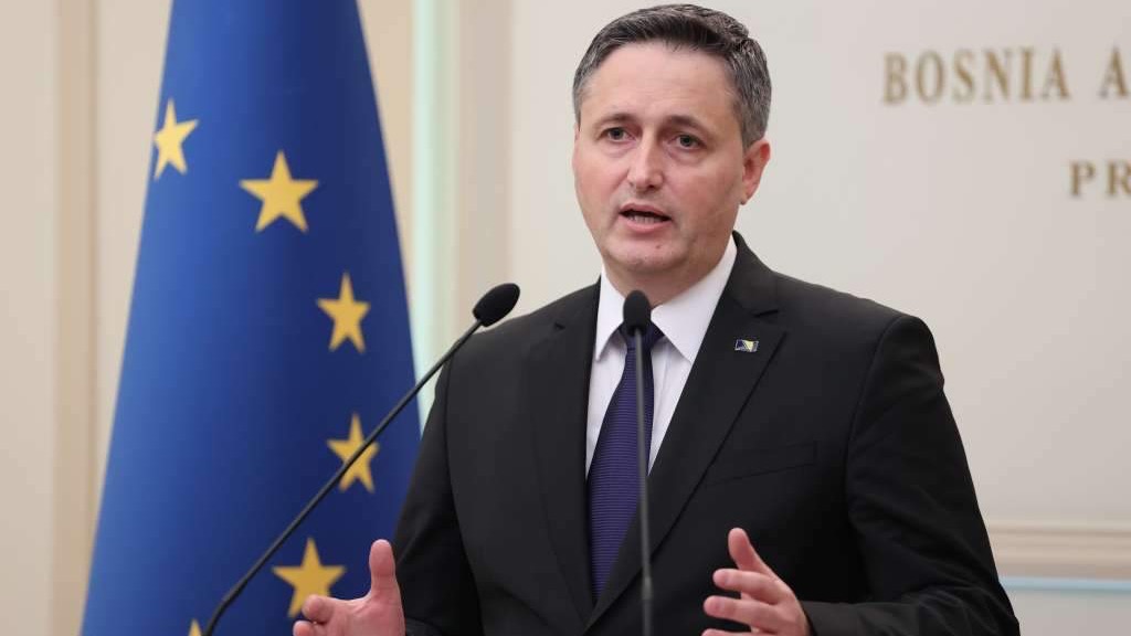 Bećirović: Nadležne državne institucije imaju obavezu procesuirati Dodikov govor mržnje