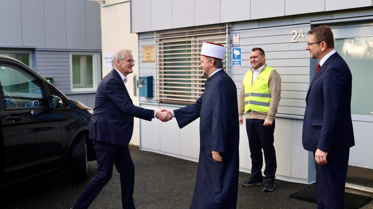 Premijer Norveške Jonas Gahr Støre posjetio Islamsku zajednicu Bošnjaka u Norveškoj