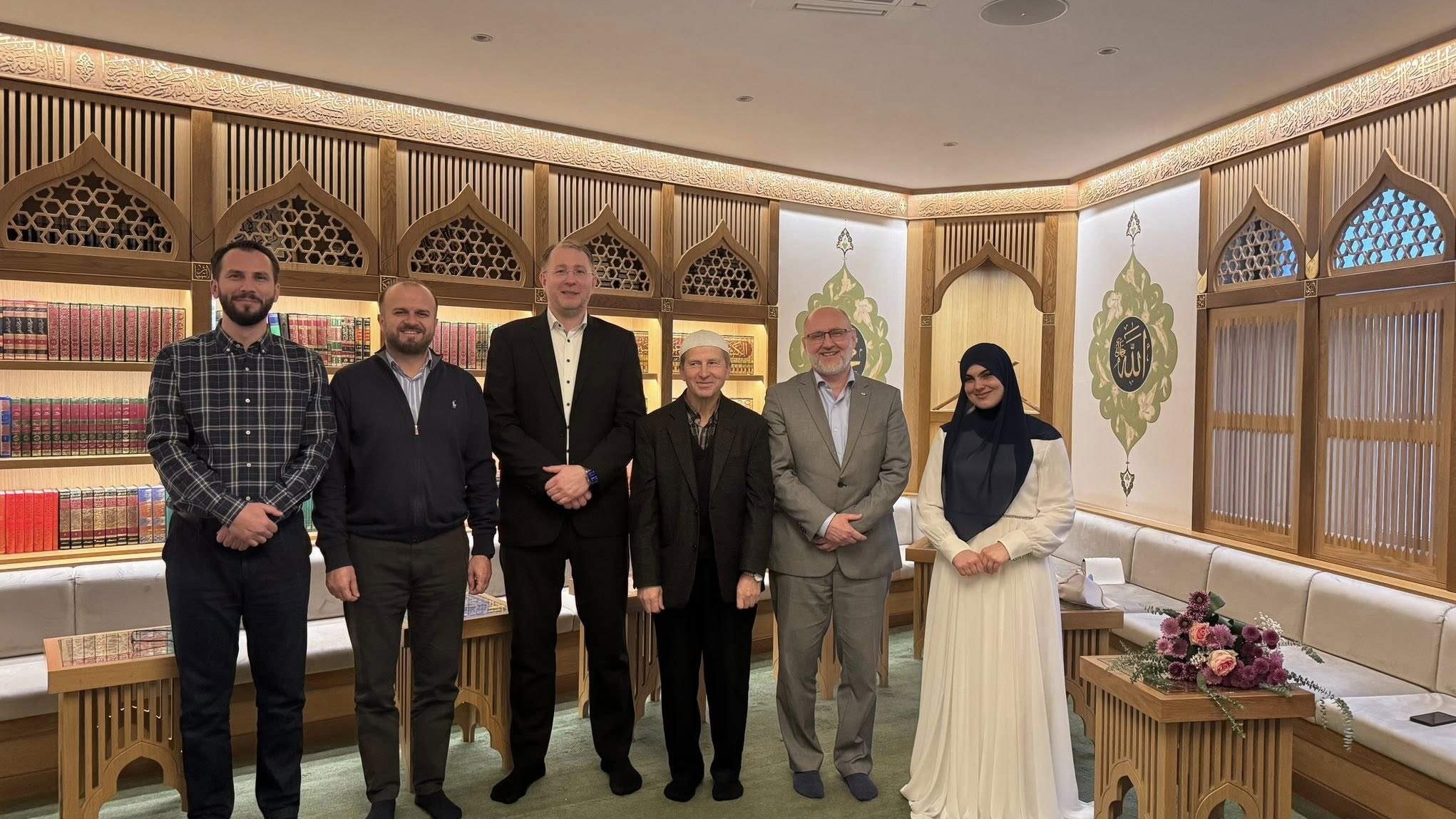 Nova hafiza iz Muftijstva tuzlanskog: Merjema Mujkanović proučila posljednje ajete pred Komisijom za hifz