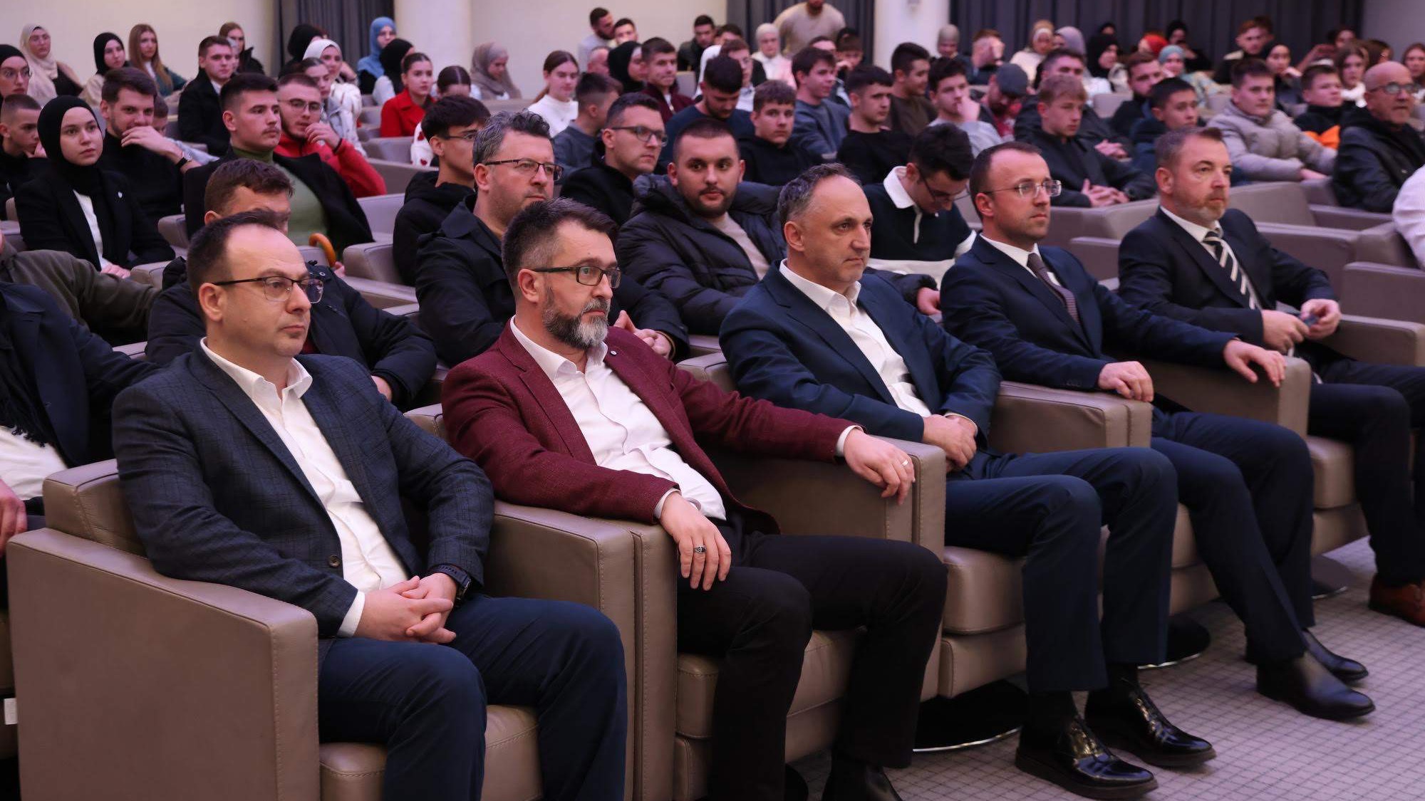 Svečana akademija Mreže mladih Muftijstva sarajevskog povodom Dana državnosti BiH održana u Gazi Husrev-begovoj biblioteci