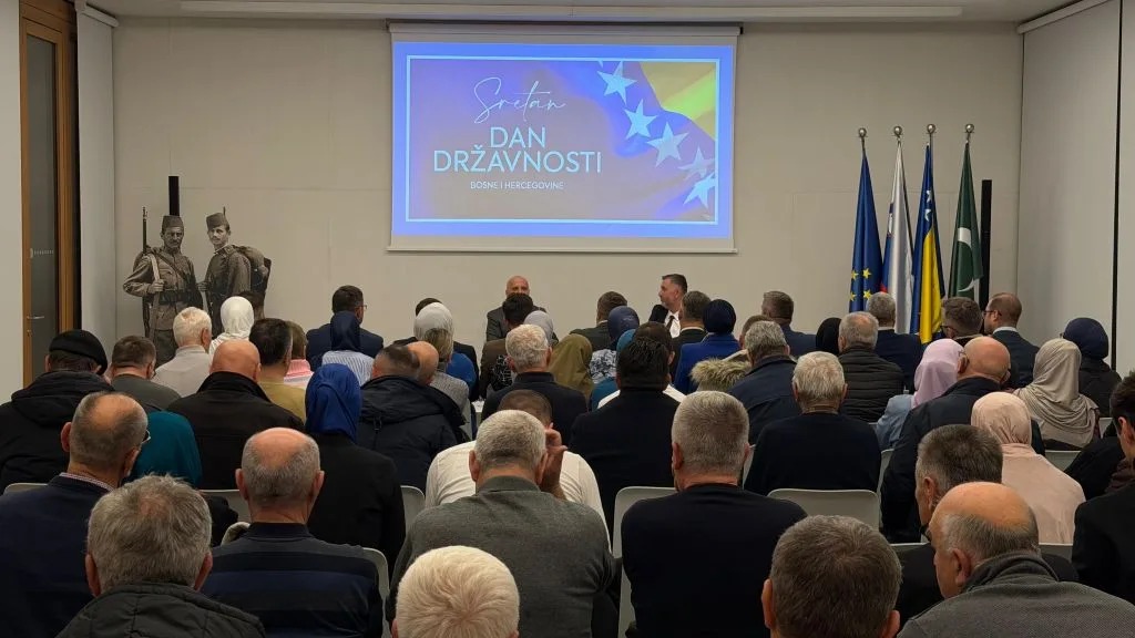 Dr. Mirnes Kovač u Ljubljani: ZAVNOBiH je temelj savremene bosanske državnosti