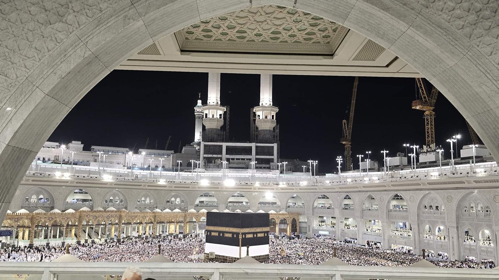 U proteklom mjesecu umru obavilo oko 14 miliona hodočasnika, prosječno trajanje umre 117 minuta