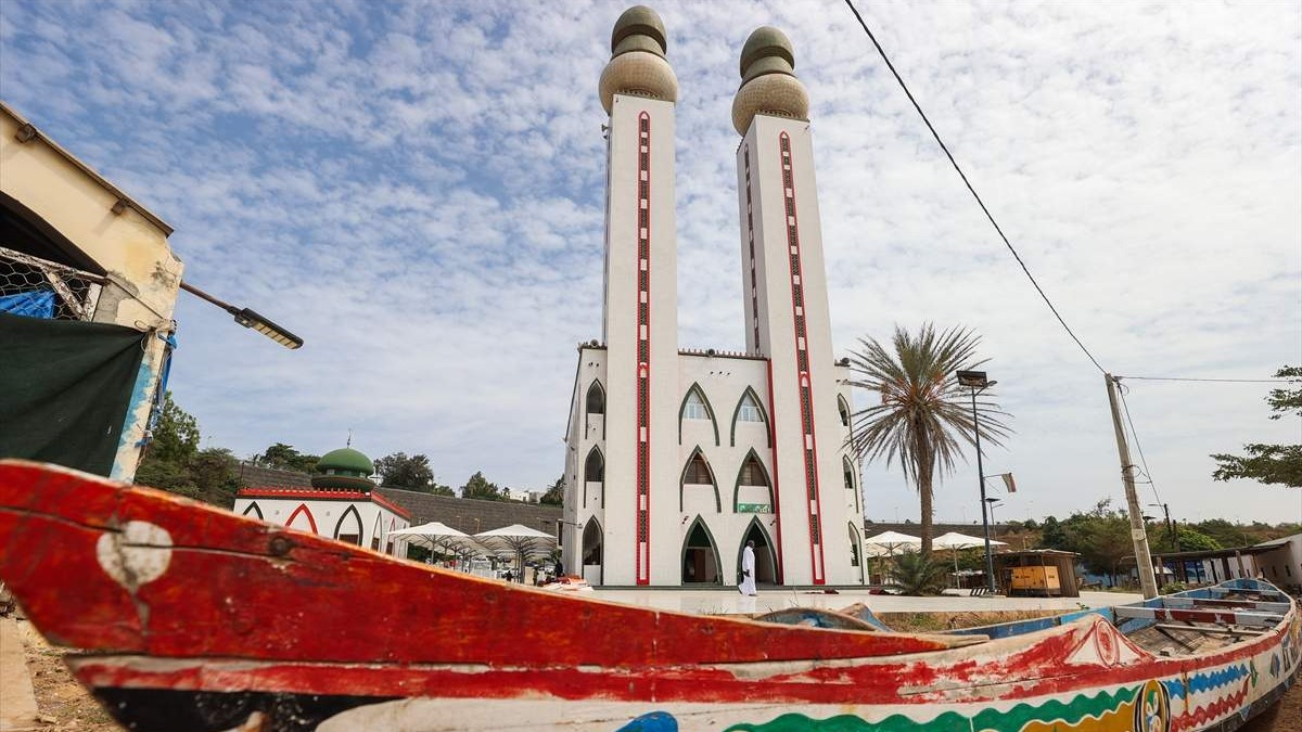 Džamija Ilahiyat u Dakaru: Džamija izgrađena tragom sna