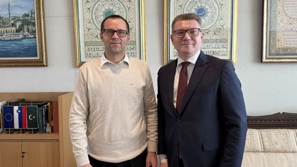 Muftiju Porića posjetio Nedžad Avdić, svjedok genocida i autor knjige “Ja, haški svjedok”