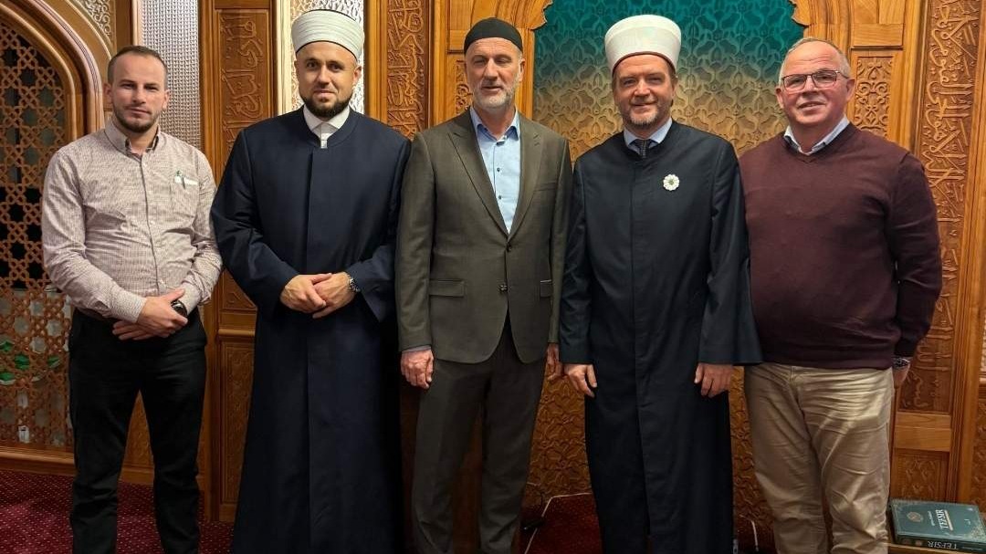 Muftija Kobilica započeo trodnevnu posjetu Islamskoj zajednici Bošnjaka u Švicarskoj