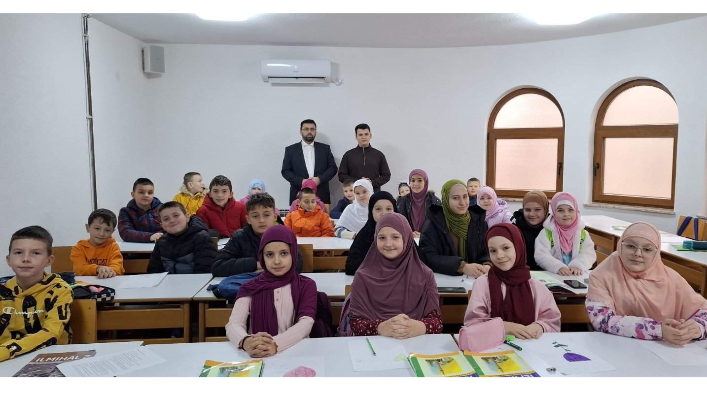 Komisija Muftijstva tuzlanskog posjetila mektebe u Gradačcu