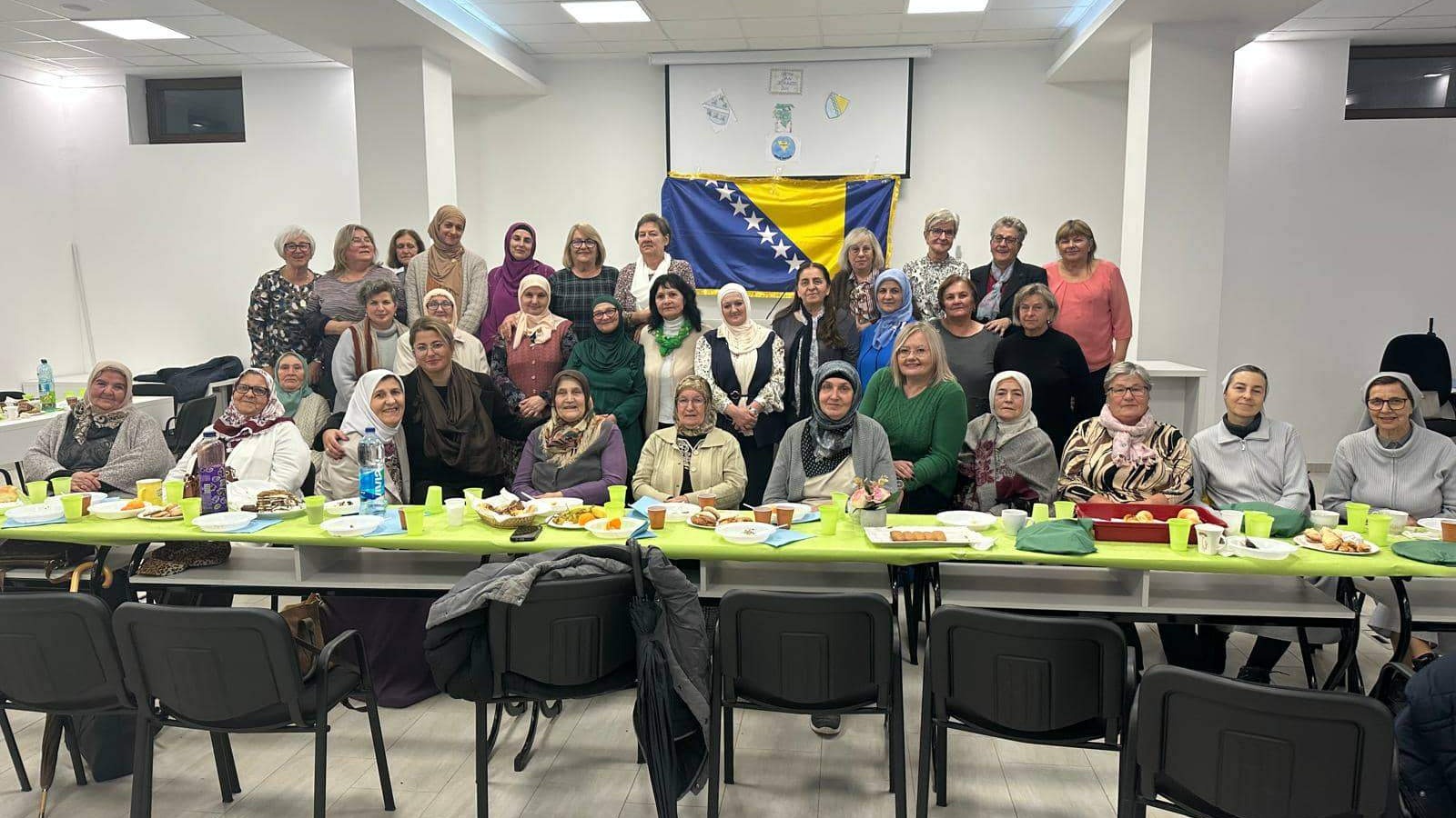 Dvanaest godina prijateljstva: Susret Odjela za brak i porodicu MIZ Odžak i Udruženja “Život”