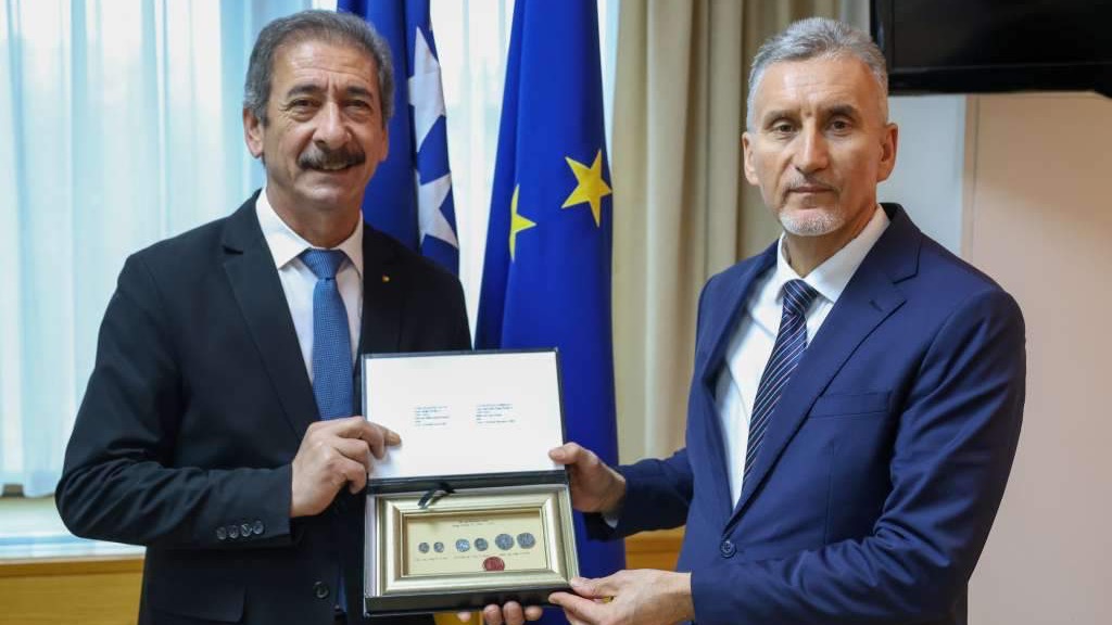 Ademović primio u oproštajnu posjetu ambasadora Države Palestine u BiH