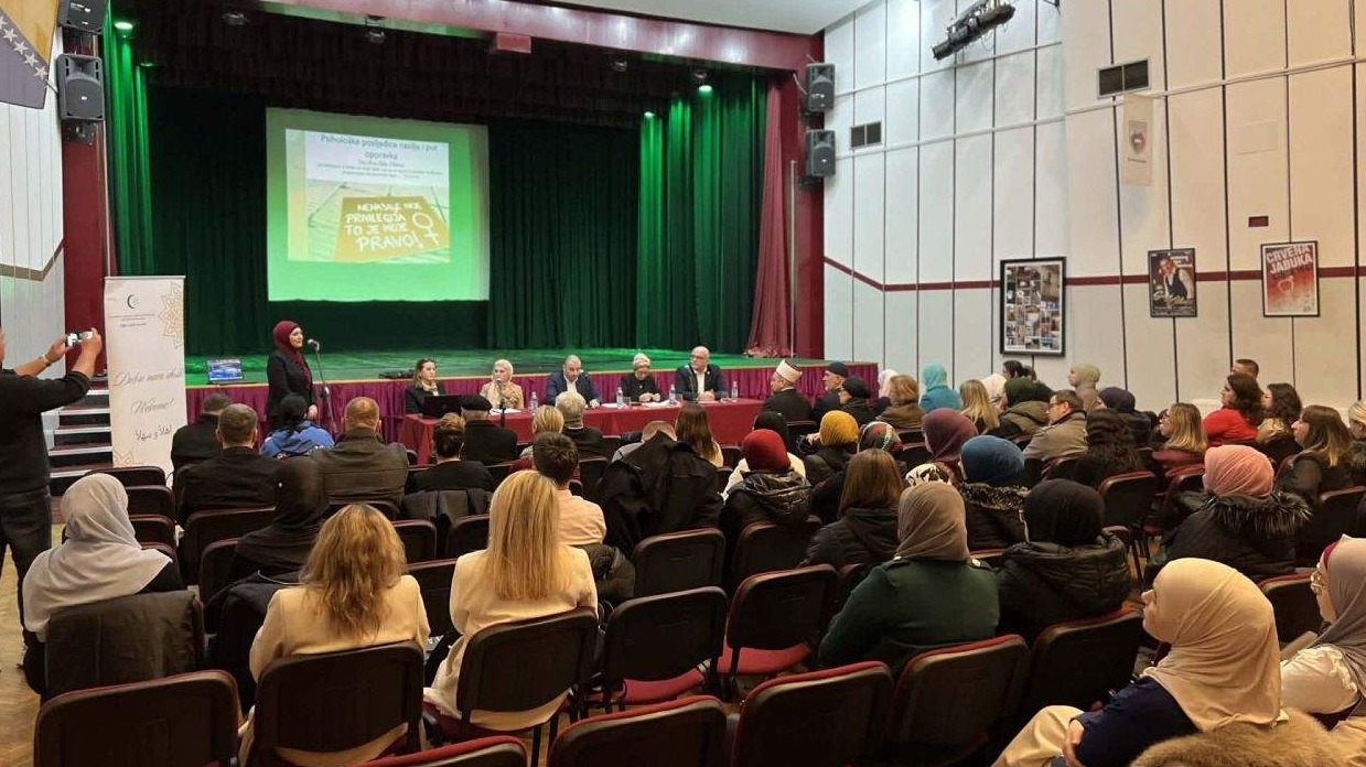 Muftijstvo travničko i Medžlis Travnik organizirali tribinu "Zajedno protiv nasilja nad ženama"