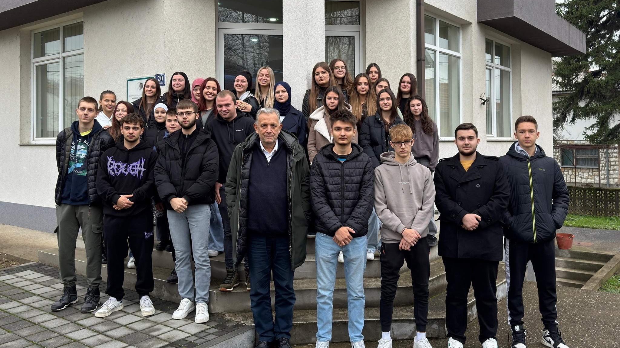 Kurs islama za mlade u Modriči uspješno završen: Učestvovalo 50 mladih