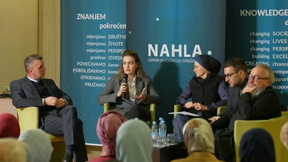Međureligijski panel u Nahli: Svi smo pozvani – odgovornost vjernika/ca i vjerskih zajednica u zaštiti žena od nasilja