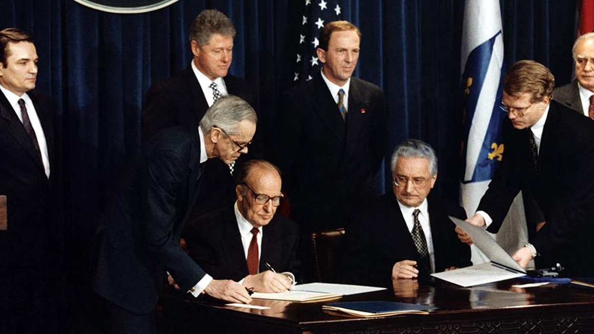 Na današnji dan potpisan Dejtonski mirovni sporazum