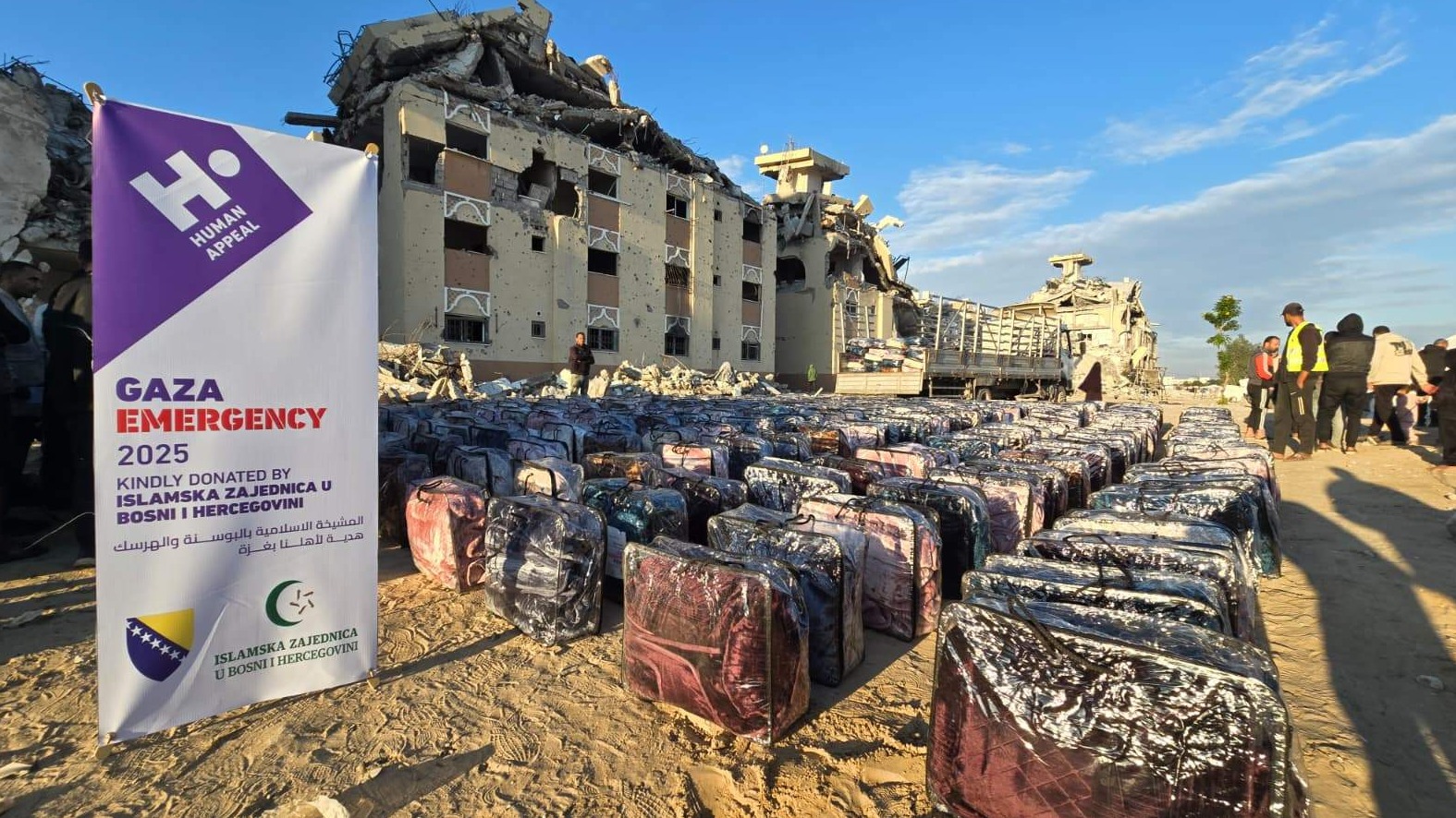  Podrška Islamske zajednice stanovništvu Gaze: Nakon deka, slijedi podjela odjeće i organizacija nastave