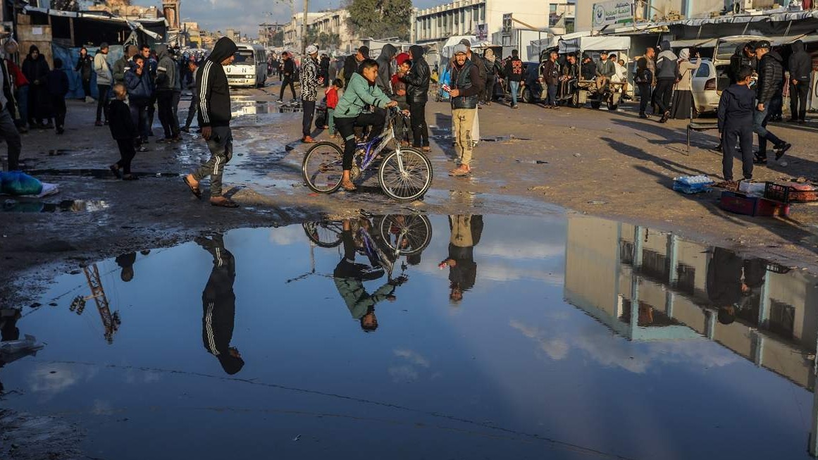 Jedna osoba poginula uslijed obilnih kiša koje su poplavile bolnicu u Gazi