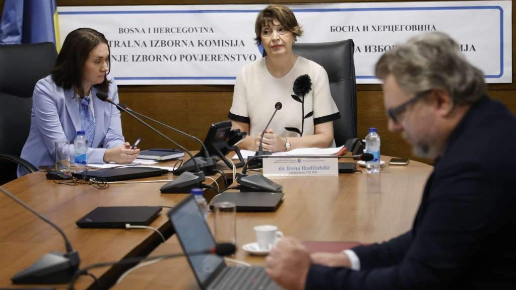 CIKBiH traži podršku od institucija za realizaciju uvođenja specifične tehnologije u izborni proces