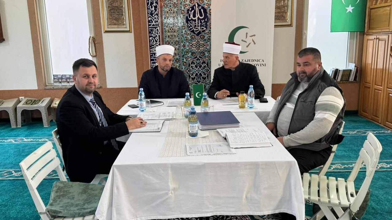 Radna posjeta muftije Smajlovića Medžlisu Bosanski Kobaš i Medžlisu Bosanski Brod