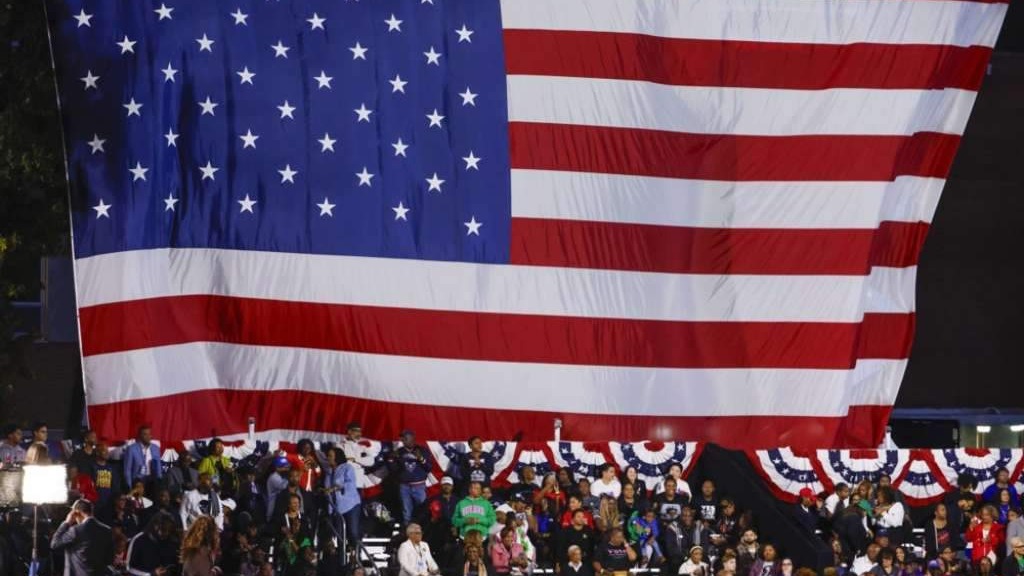 Anketa Politica - Glavni saveznici smatraju SAD nepouzdanom i destabilizirajućom silom