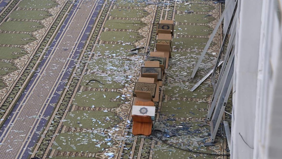 Osmoro poginulih, 18 ranjenih u eksploziji u džamiji u sirijskom Homsu