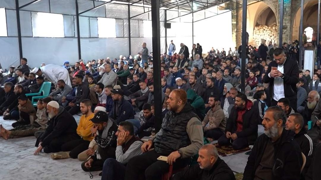 Džuma-namaz usred ruševina 1.400 godina stare Velike džamije Omari u Gazi