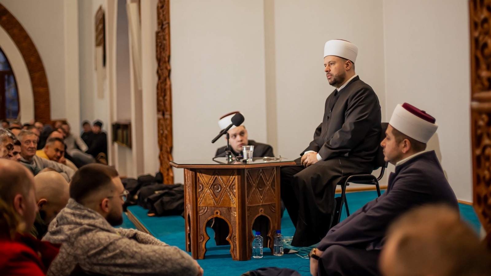 Više od 1.000 ljudi na sabahskom druženju s hafizom Bašićem u Istiklal džamiji