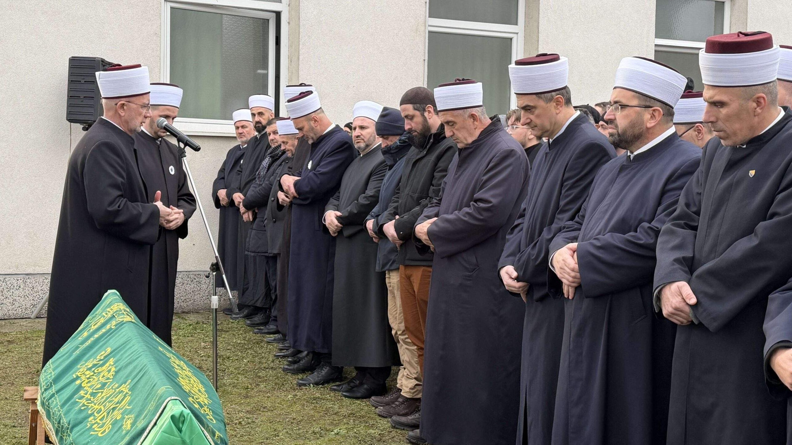 Klanjana dženaza prof. Hasibi Saračević: Bila je dostojna učiteljica vjere 