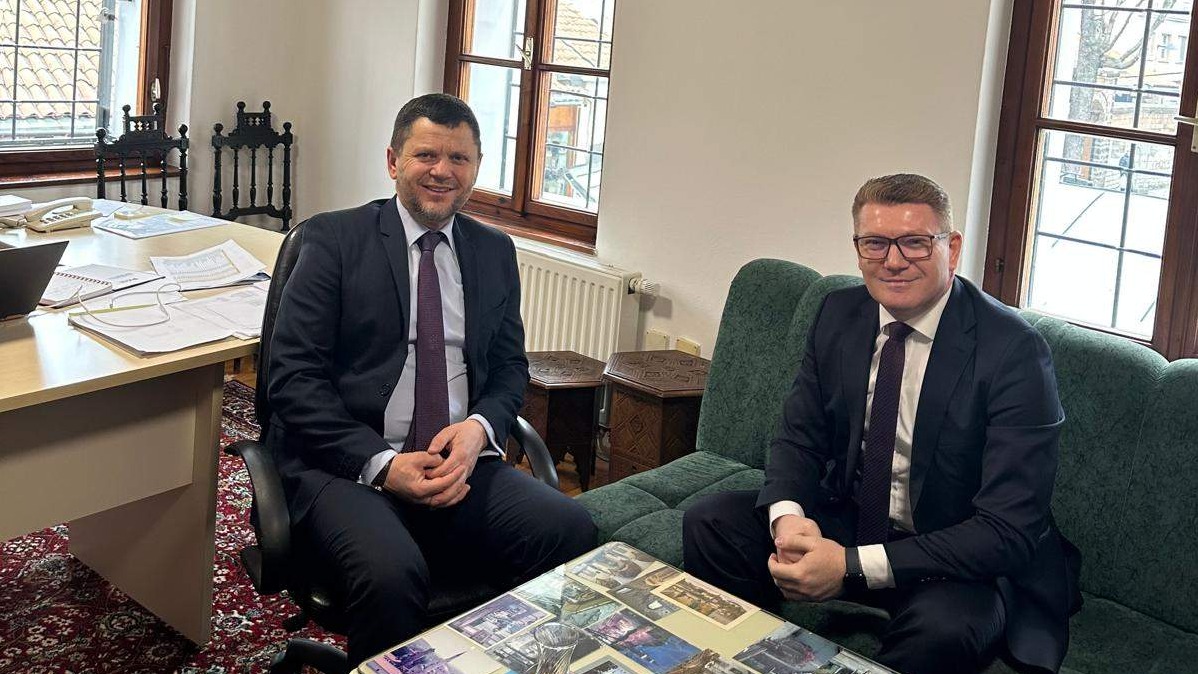 Muftija ljubljanski mr. Nevzet Porić u posjeti Gazi Husrev-begovom vakufu