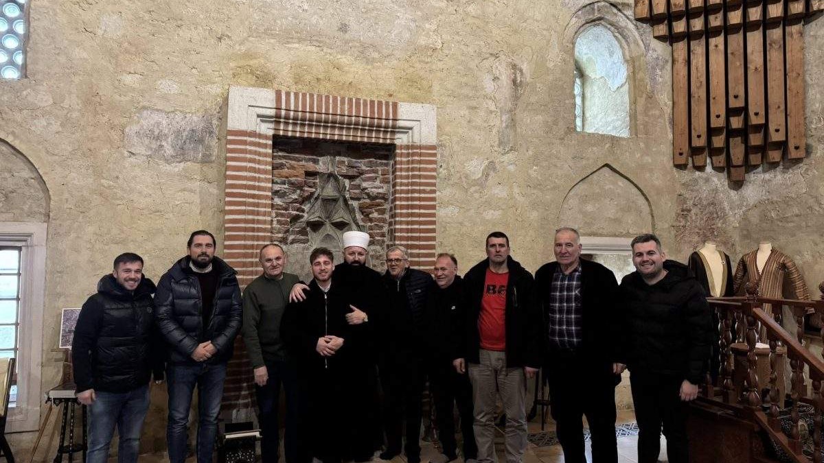 Predsjednik Okružnog odbora Udruženja ilmijje Mostar održao hutbu u džematu Harkanj u Mađarskoj