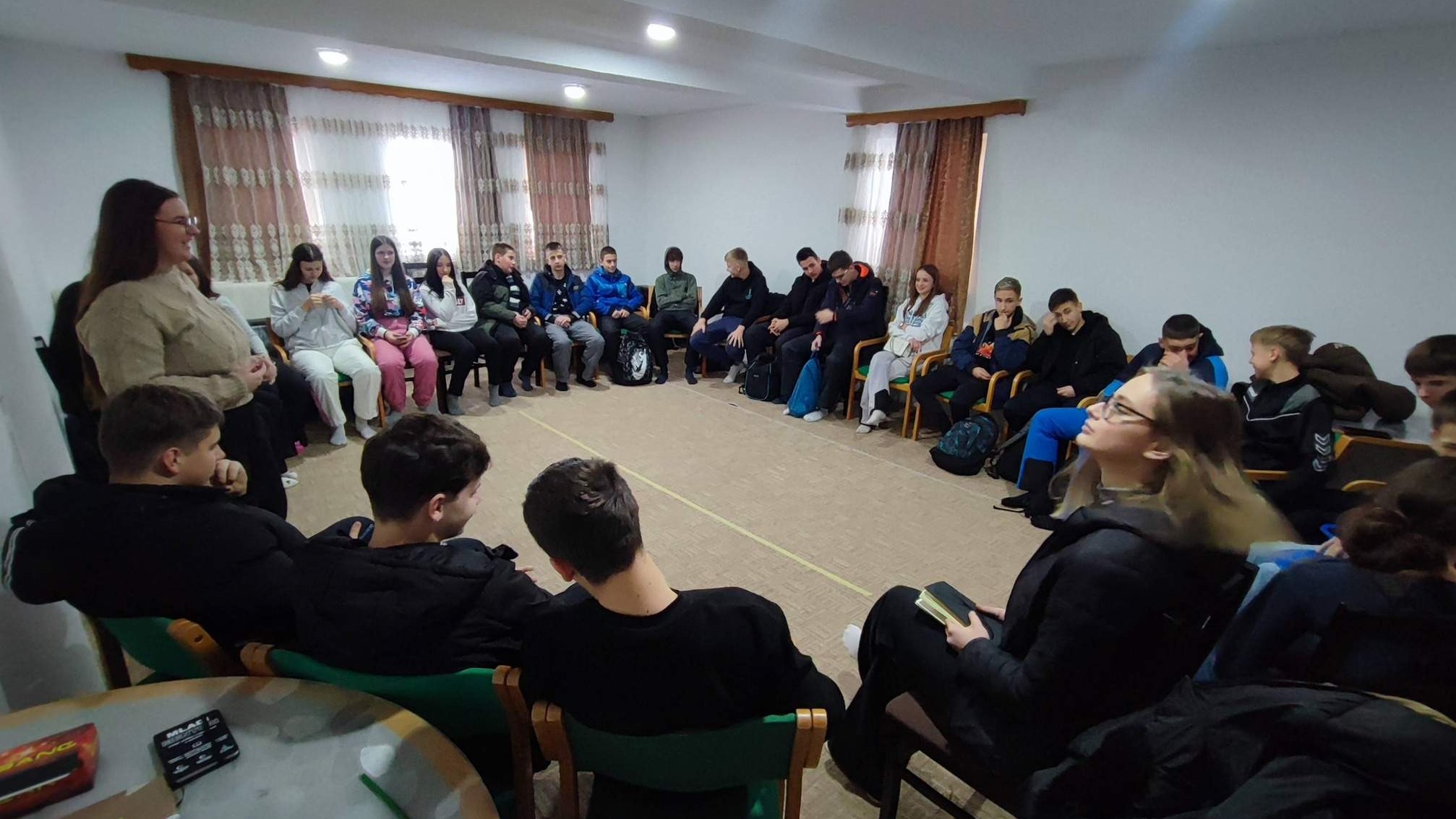 MIZ Kakanj: Druga faza projekta “Mladi mentori” počela u zimskom ambijentu Ponijera