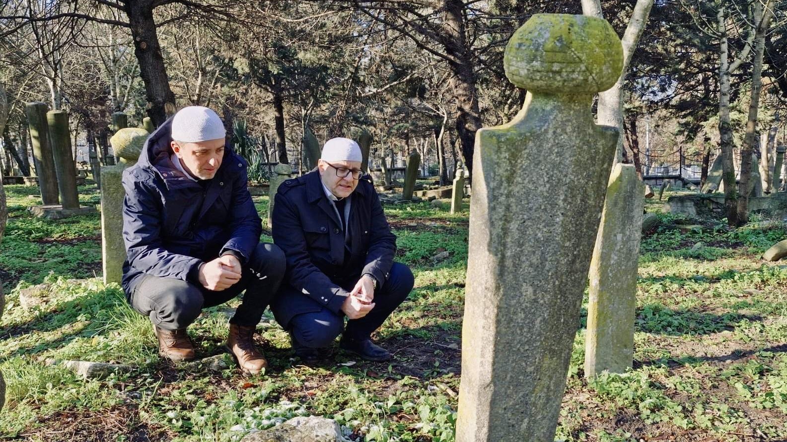 Briga o ulemanskom naslijeđu: zijaret mezaru i hatma-dova muftiji Ali Fehmi-ef. Džabiću u Istanbulu