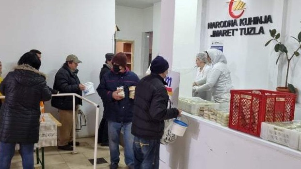 "Merhamet" Švedske donirao 120.000 KM javnim kuhinjama u BiH