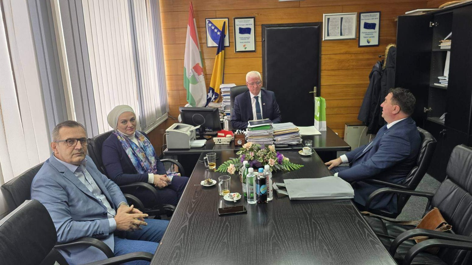 Direktor i urednici Media centra IZ u službenoj posjeti Vladi SBK: Fokus na saradnju i jačanje medijskih platformi