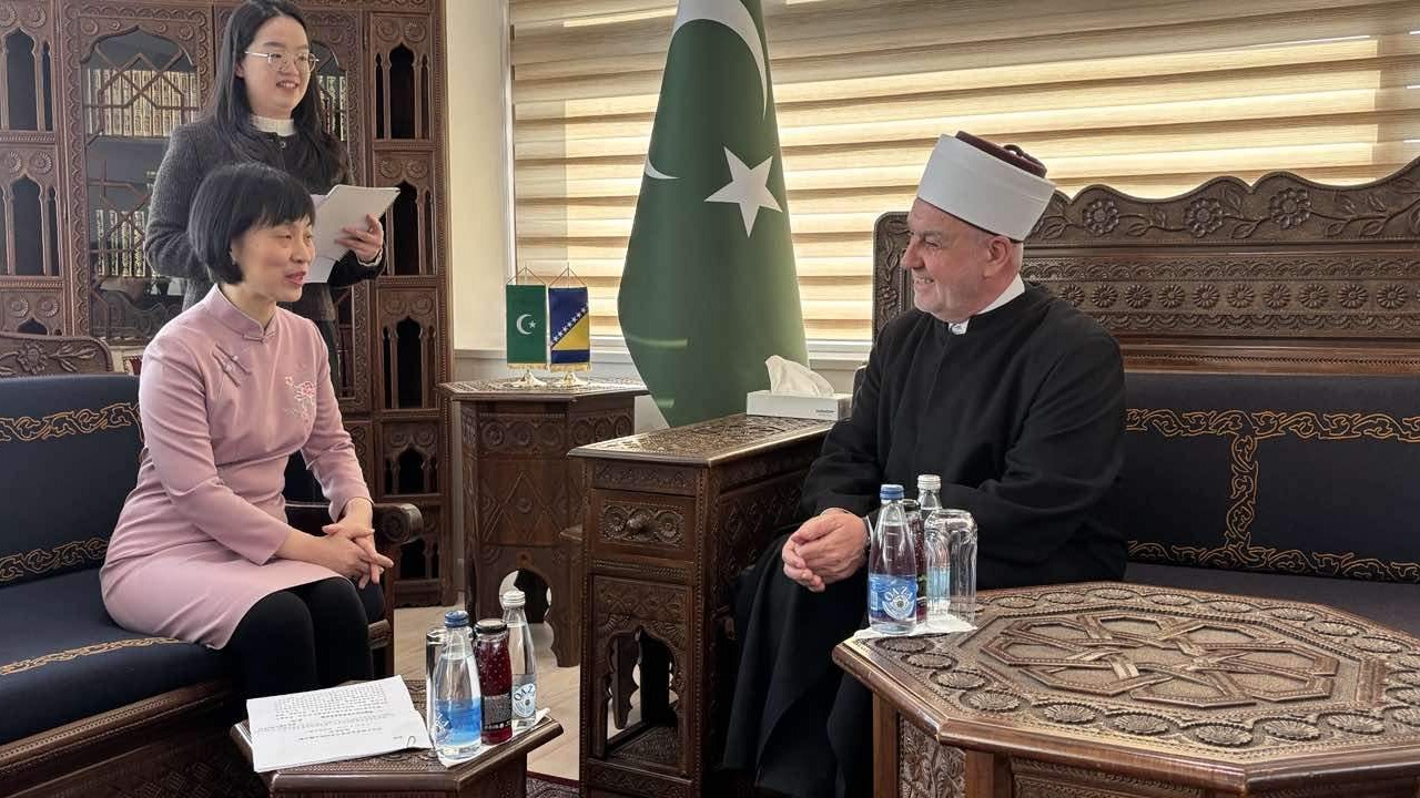 Reisul-ulemu posjetila ambasadorica NR Kine