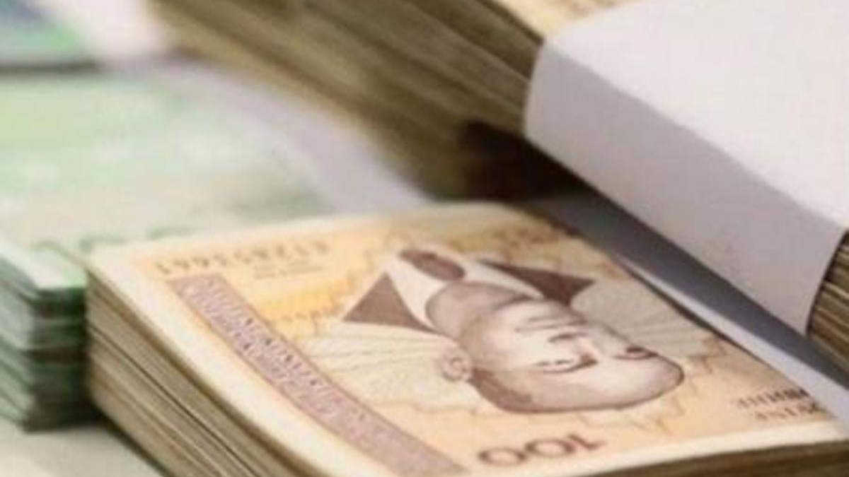 Prosječna neto plata u BiH u novembru iznosila 1.600 KM, najplaćeniji IT sektor