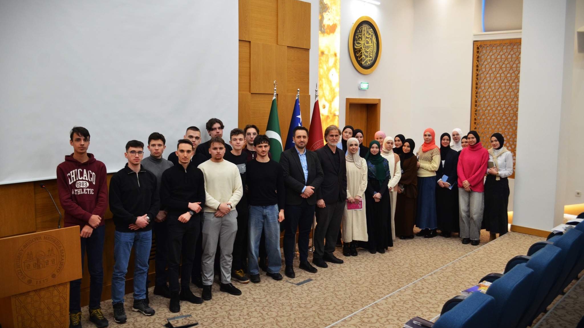 Mladi u Sarajevu o digitalnoj stvarnosti:  Algoritmi nas hrane sadržajem koji oni žele