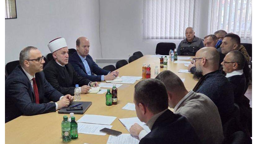 Muftija Kudić sa rukovodstvom i imamima Medžlisa IZ Velika Kladuša: Uloga imama je i dalje veoma značajna u našem društvu