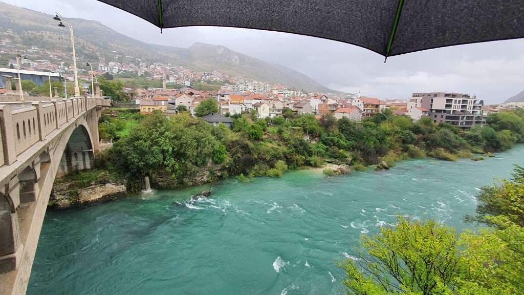 Crveno upozorenje zbog obilnih padavina za Hercegovinu i dijelove Bosne