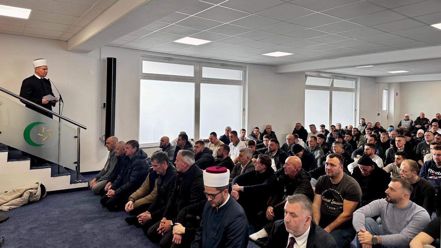 Muftija Nevzet Porić posjetio džemat Celje i održao hutbu o pripremi za ramazan