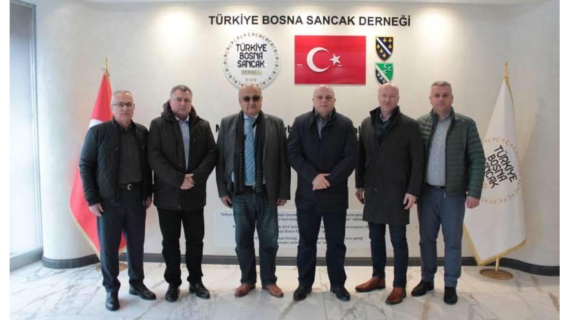 užnosnici USK-a u Istanbulu na konferenciji o otporu Krajine tokom agresije na BiH