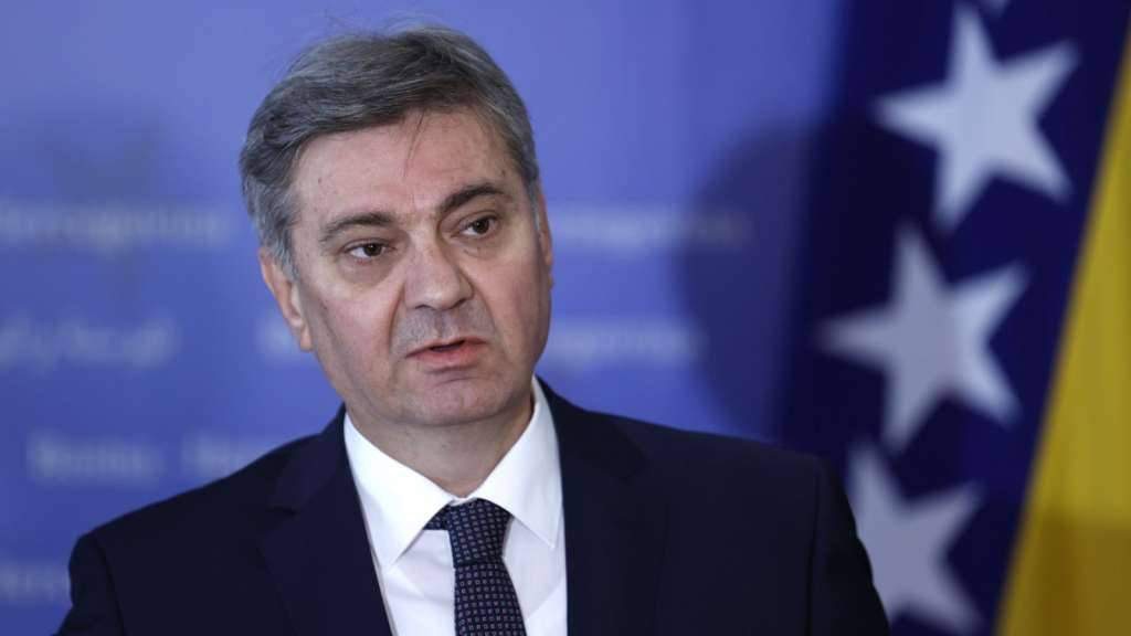 Zvizdić traži pokretanje procedure pregovora s Rusijom radi vraćanja u posjed Povelje Kulina bana