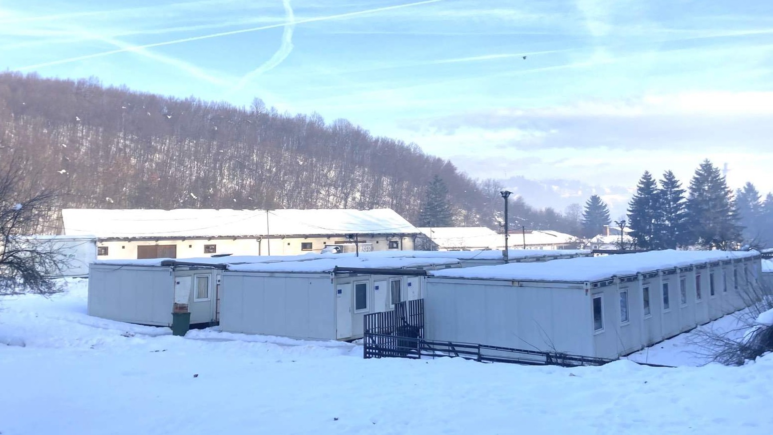 Ljudi u kontejnerima: Pod istim nebom, na istoj hladnoći