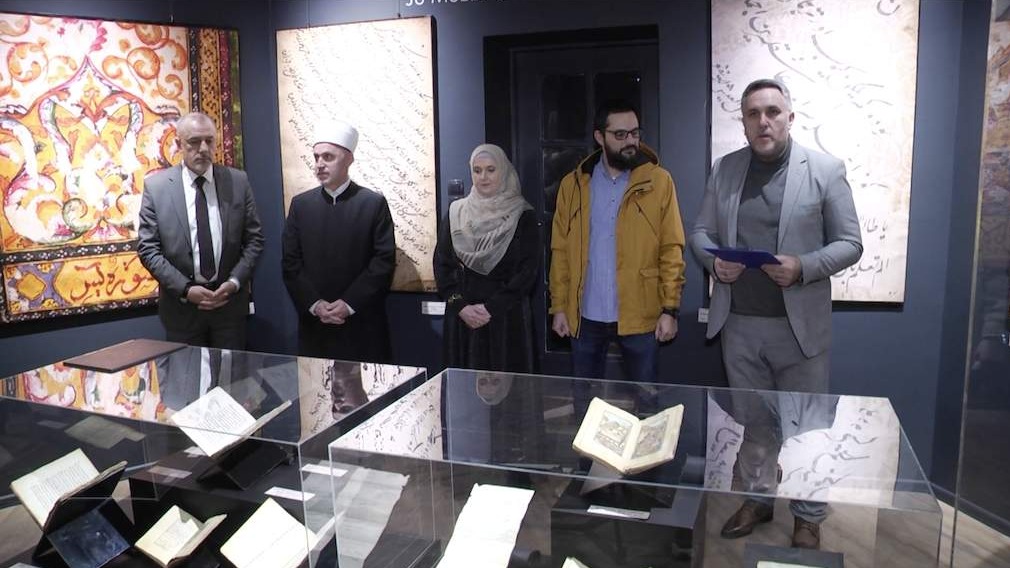 Bihać: Otvorena izložba orijentalnih rukopisa “Knjiga, blago koje traje”
