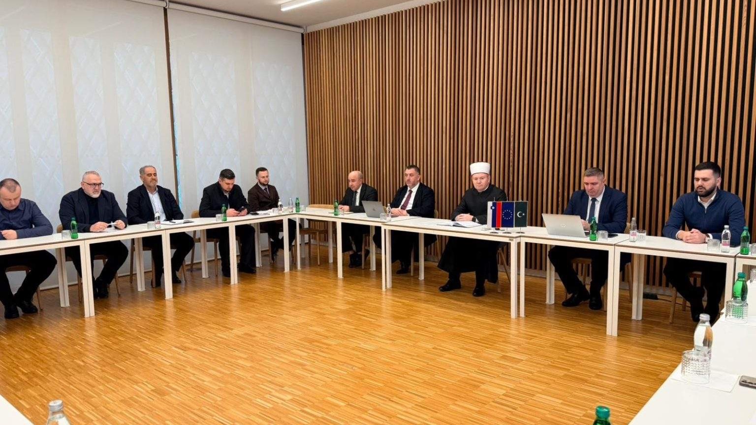 Radni sastanak muftije Porića sa imamima i muallimama Islamske zajednice u Sloveniji
