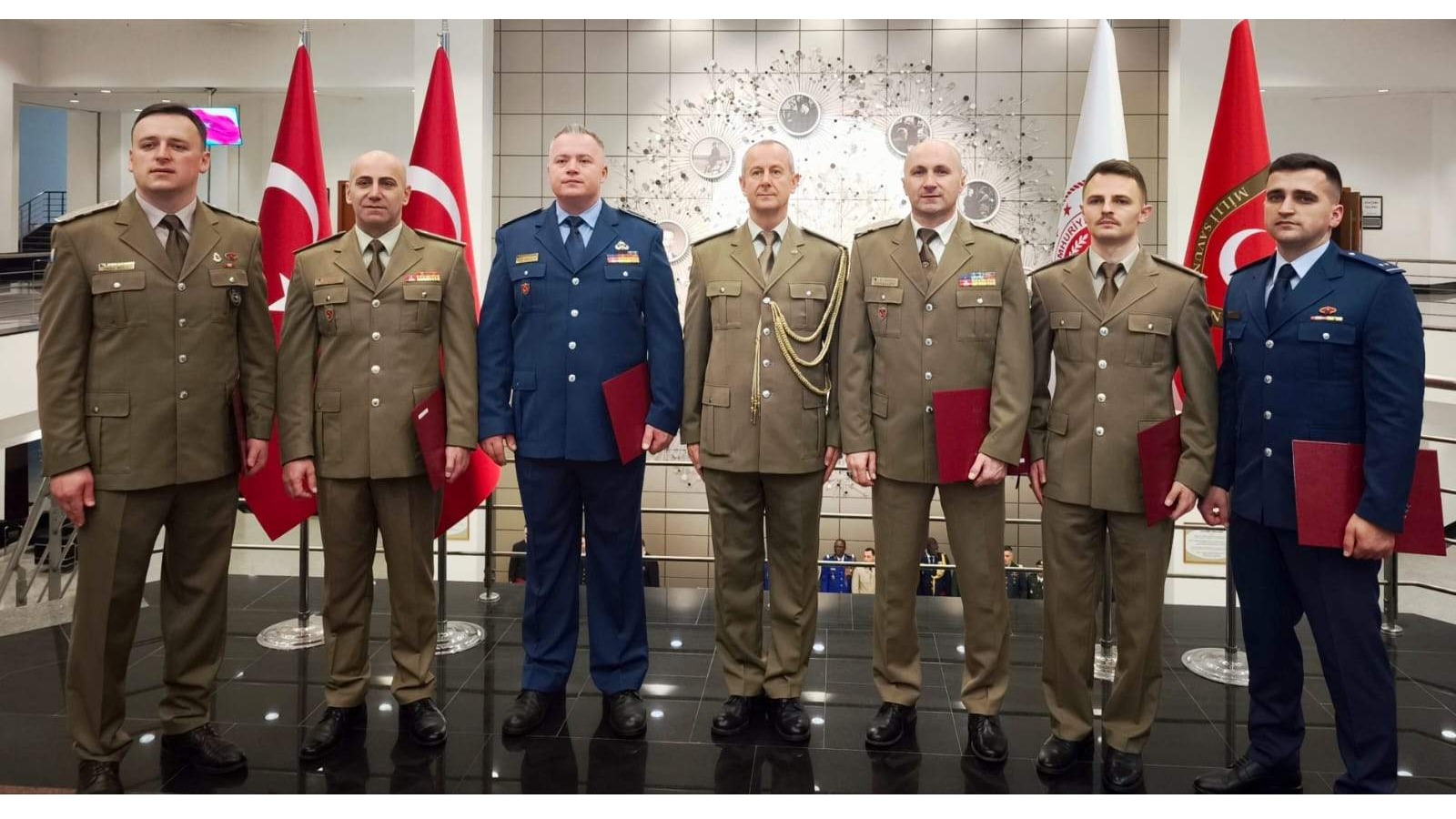 Šest pripadnika OS BiH završilo školovanje na Univerzitetu za nacionalnu odbranu Republike Turske