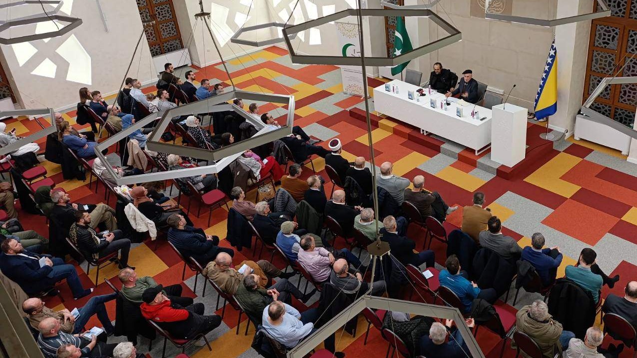 U Zenici promovisana knjiga “Palestina, Izrael i svjetska šutnja” autora Mustafe Spahića