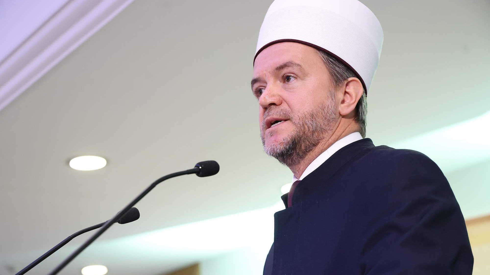 Ramazanska čestitka muftije za Zapadnu Europu: “Natječite se u dobru!”