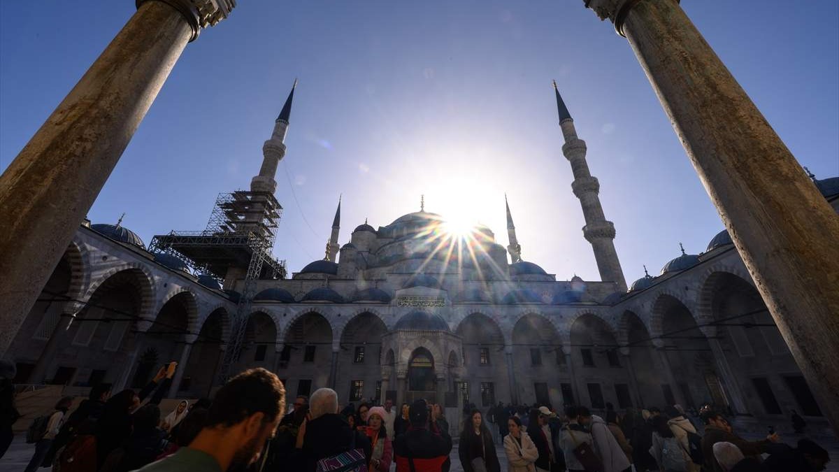 Sultanahmetova džamija: Prva osmanska džamija sa šest minareta