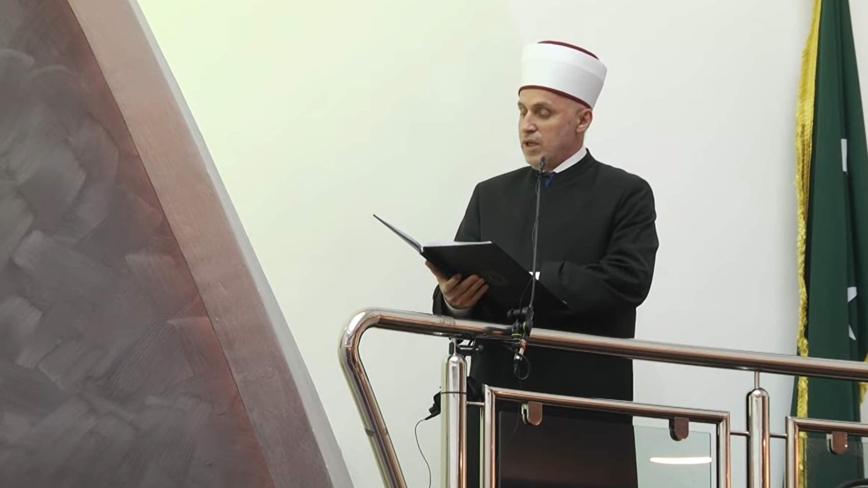 Muftija Kudić u Bihaću: Ramazan je prilika koja mijenja srca, približava udaljenog istini a izgubljenom pokazuje put