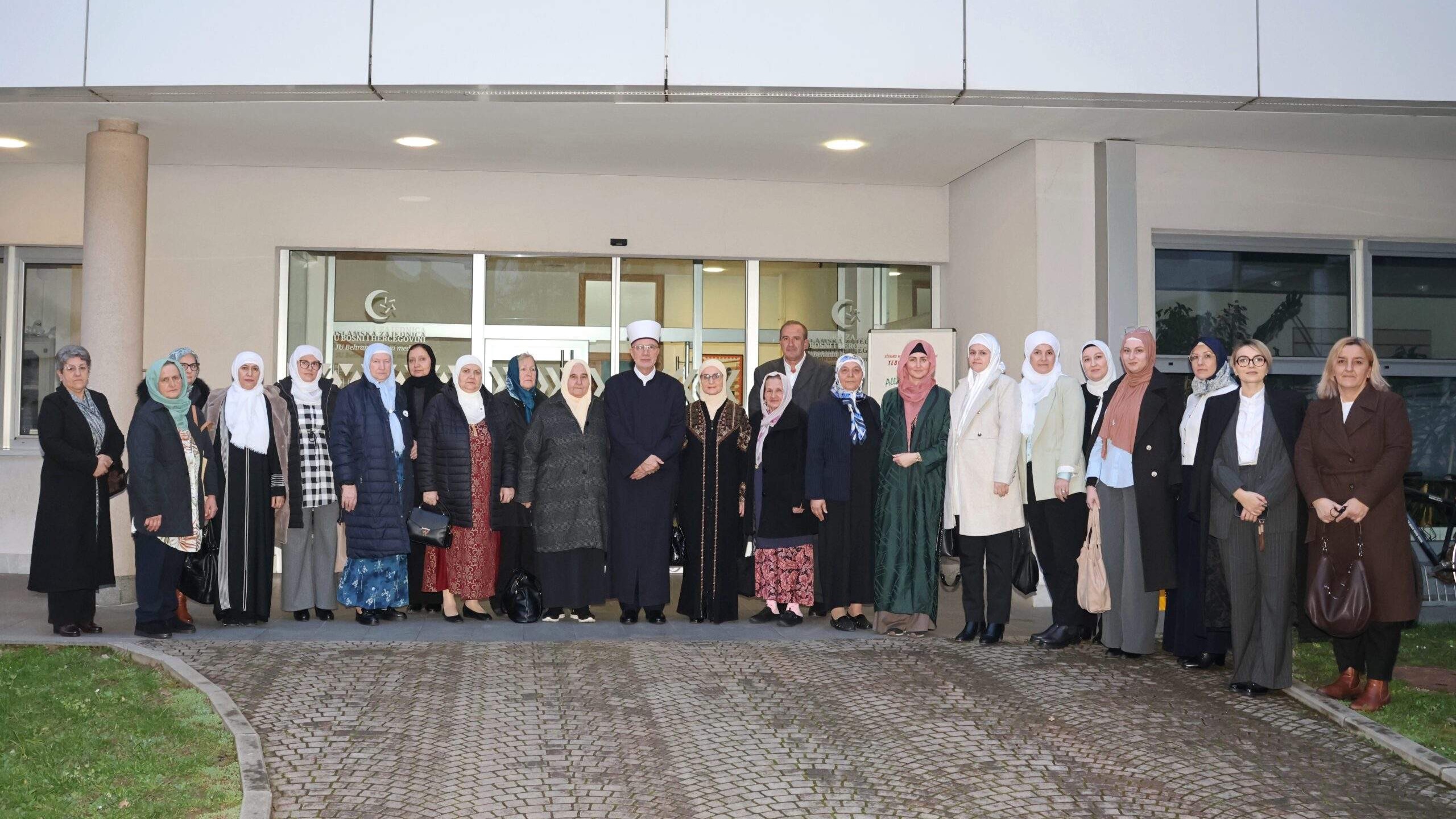 Prijem muftije Fazlović za majke Srebrenice i uposlenice Memorijalnog centra Srebrenica