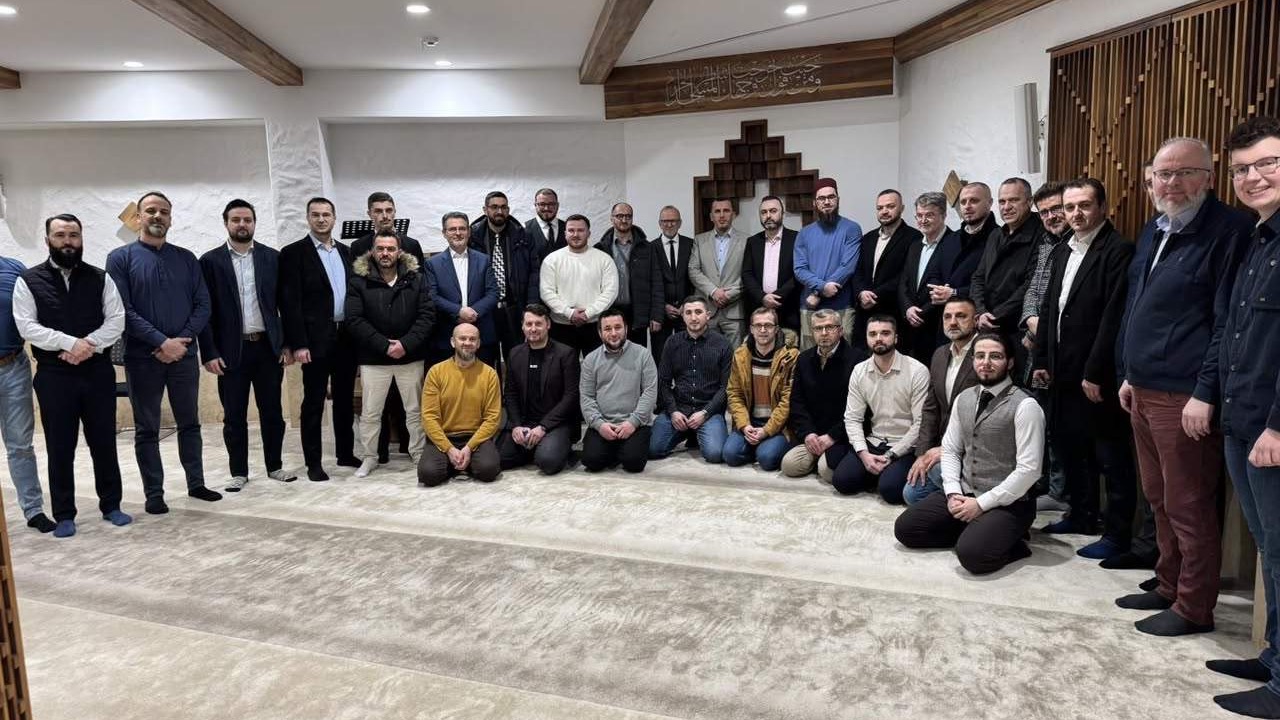 Upriličen iftar za imame i predsjednike džemata Medžlisa Bayern